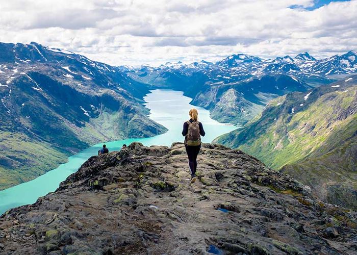 From City Streets to Fjord Dreams